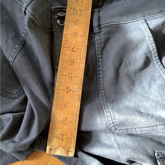 BNWOT dark gray loft,cropped pants size 8 petite - Picture 12 of 12